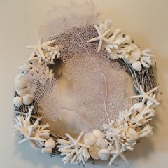 White Coral Wreath